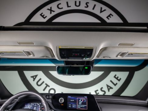 Used 2022 Lexus ES 350 w/ Premium Package FWD image 10