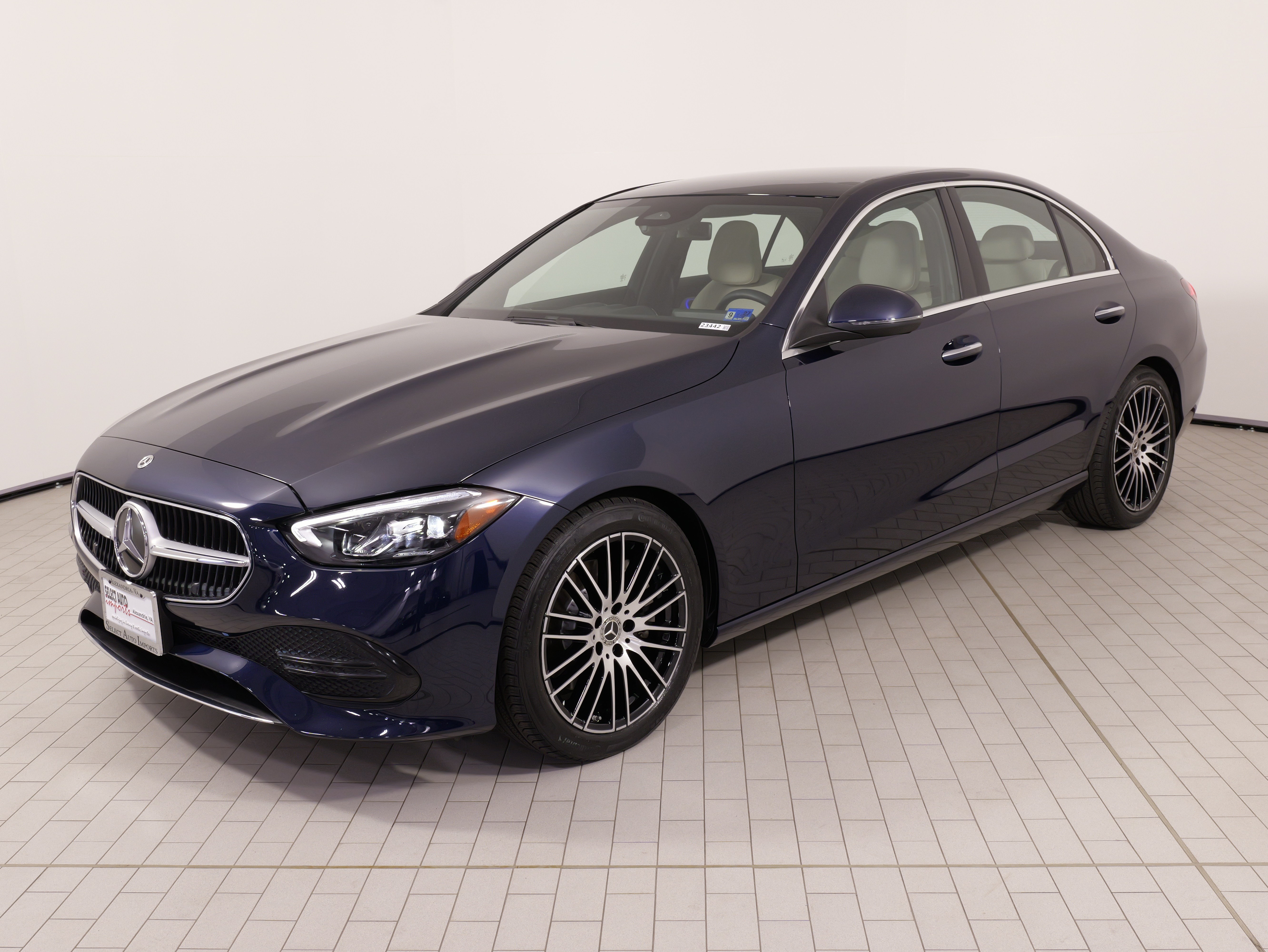 Used 2022 Mercedes-Benz C 300 4MATIC Sedan image 3