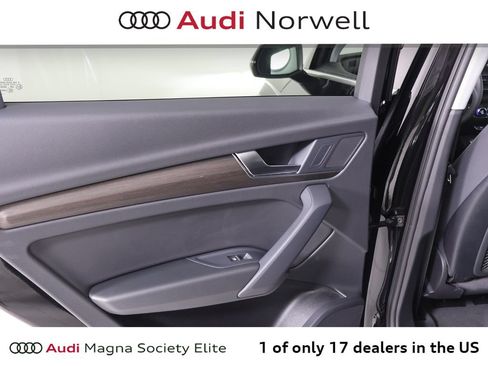 Used 2023 Audi Q5 2.0T Premium w/ Convenience Package AWD/4WD image 21