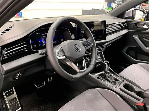New 2026 Volkswagen Jetta Sport image 9