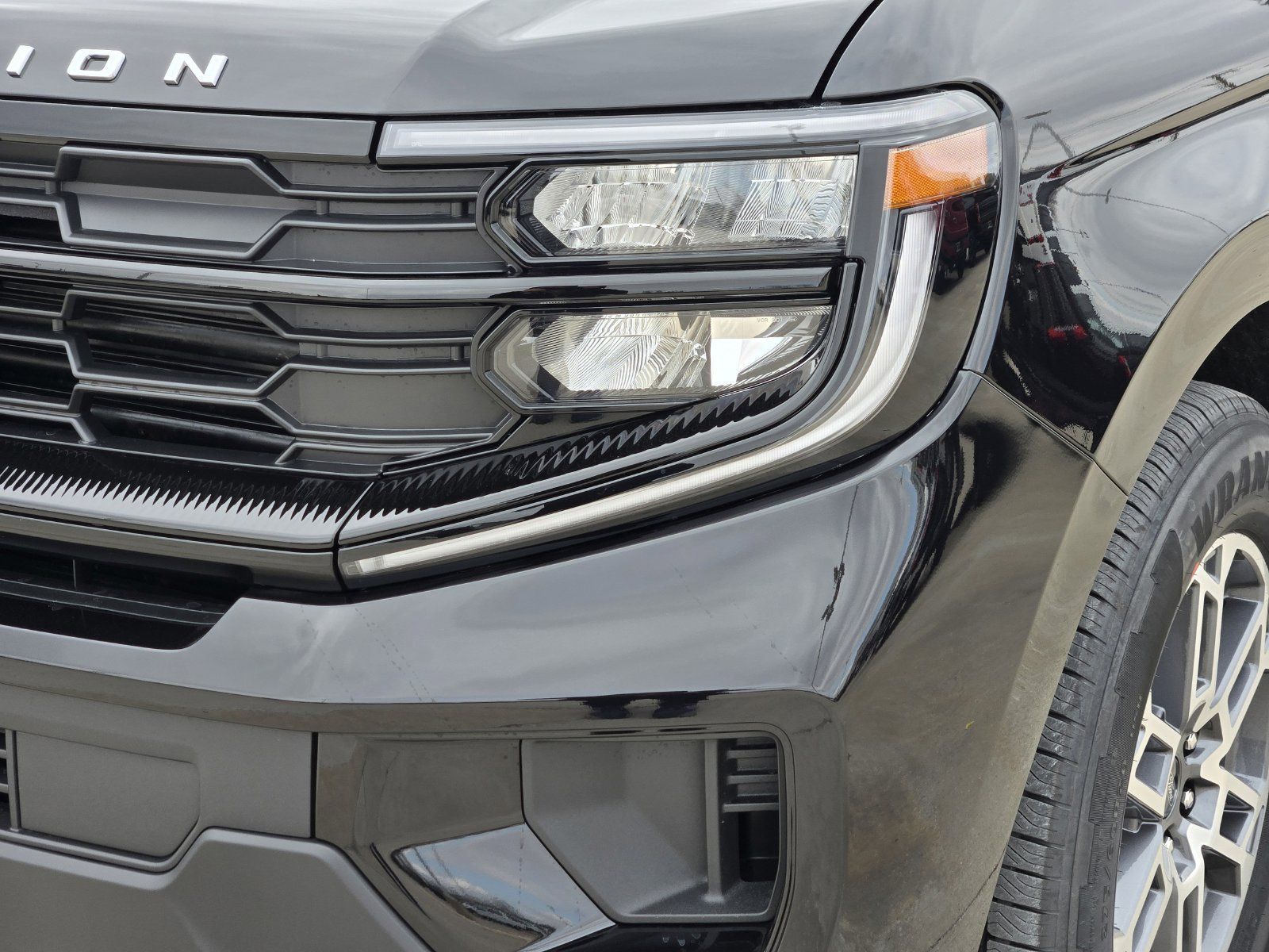 New 2026 Ford Expedition Max Active RWD image 10