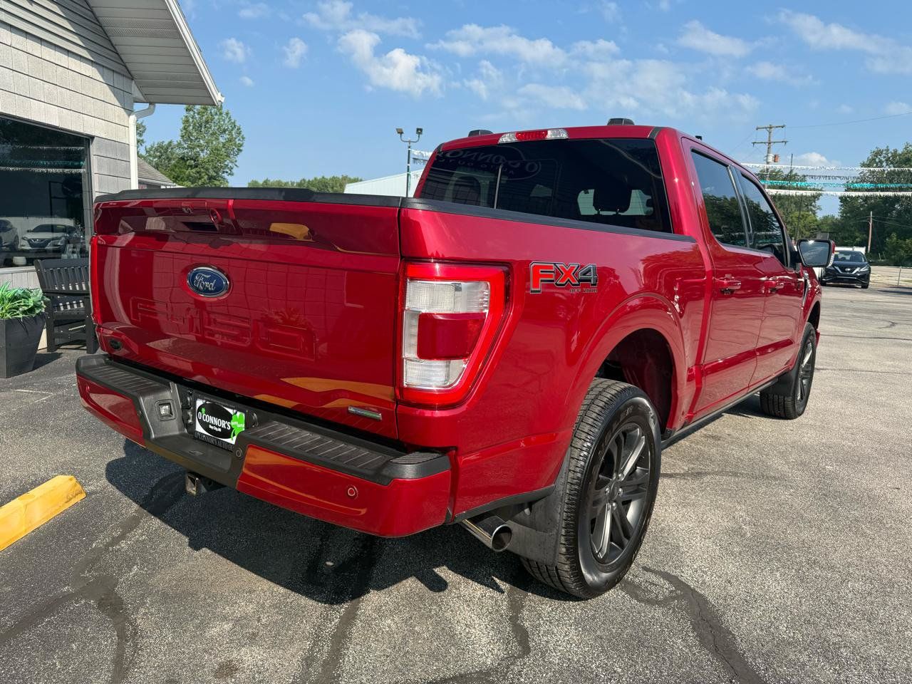 Used 2021 Ford F150 Lariat w/ Equipment Group 502A High AWD/4WD image 3