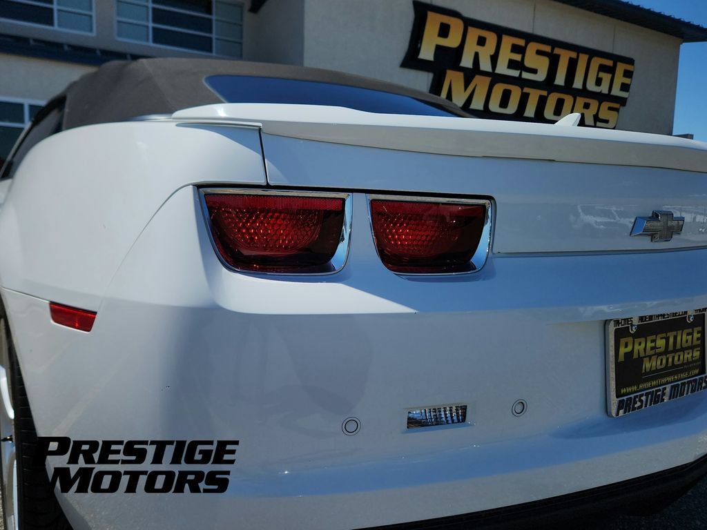 Used 2011 Chevrolet Camaro SS w/ RS Package RWD image 11