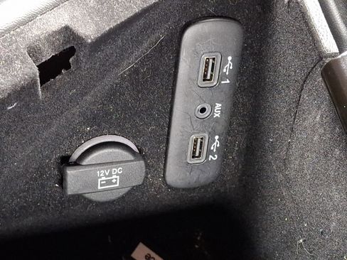 Certified 2022 Dodge Challenger SXT w/ Blacktop Package image 23