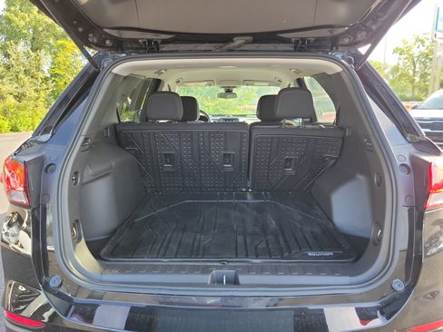 Used 2024 Chevrolet Equinox LS w/ LS Convenience Package AWD/4WD image 8