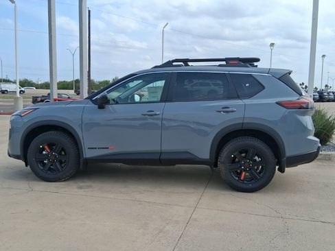 New 2026 Nissan Rogue SV AWD/4WD image 4