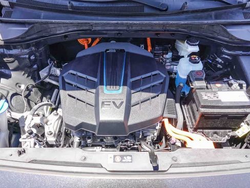 Certified 2022 Kia Niro EX FWD image 25
