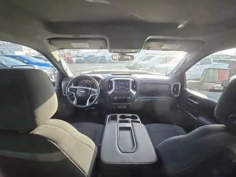 Used 2020 Chevrolet Silverado 3500 LT image 2