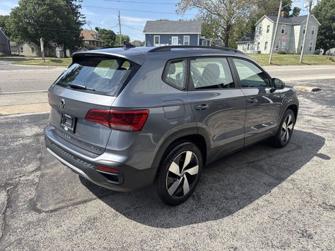 Used 2024 Volkswagen Taos S AWD/4WD image 9