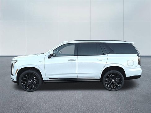 Used 2026 Cadillac Escalade Platinum Sport w/ LPO, ONYX Package image 2