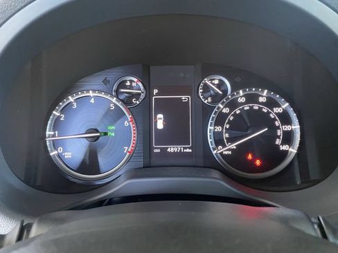 Used 2021 Lexus GX 460 Premium AWD/4WD image 34