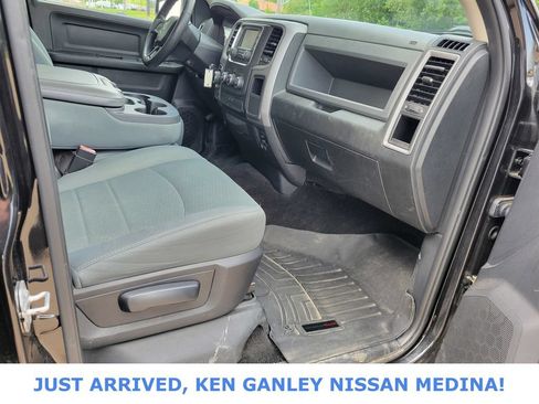 Used 2015 RAM 1500 Express AWD/4WD image 22