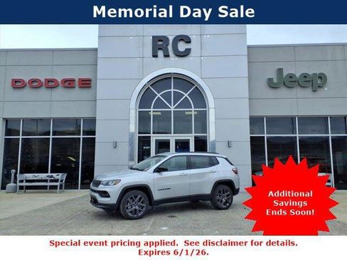 New 2026 Jeep Compass Latitude AWD/4WD image 1