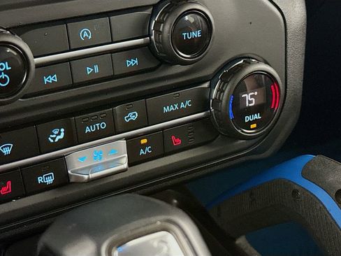 Used 2023 Ford Bronco Outer Banks image 20