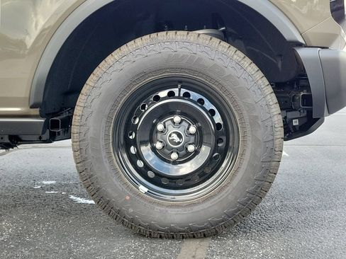 New 2026 Ford Bronco Big Bend w/ Black Diamond Package AWD/4WD image 9
