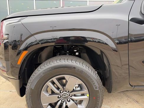 New 2026 Nissan Frontier SV image 8