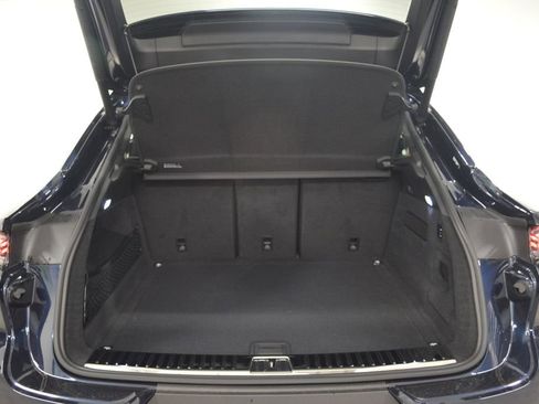 New 2026 Porsche Cayenne Coupe AWD/4WD image 41