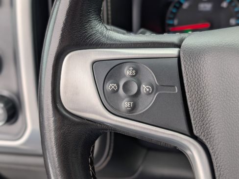 Used 2018 GMC Sierra 1500 SLE w/ SLE Value Package image 18