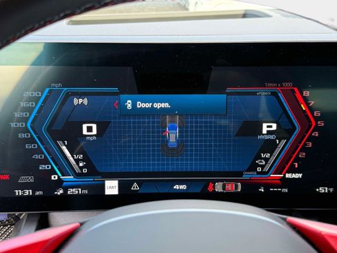 Used 2025 BMW M5 AWD w/ Carbon Package image 48