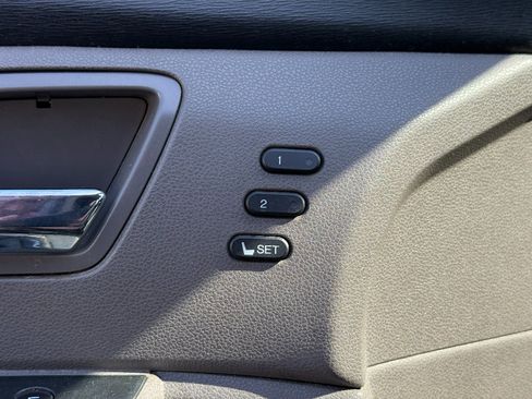 Used 2015 Honda Odyssey Touring Elite image 21