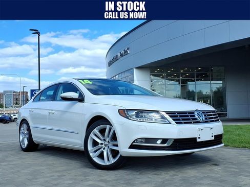 Used 2014 Volkswagen CC Executive FWD image 1