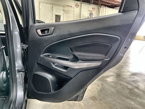 Used 2021 Ford EcoSport SE w/ SE Convenience Package image 24