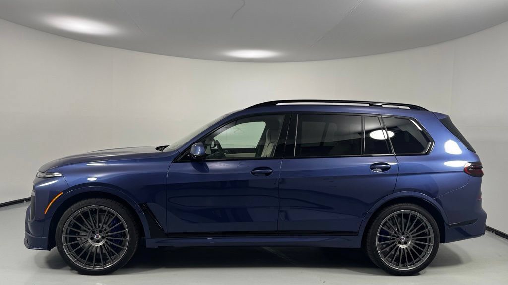New 2026 BMW ALPINA XB7 AWD/4WD image 4