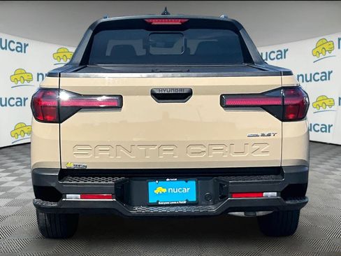 Used 2023 Hyundai Santa Cruz SEL Premium image 5