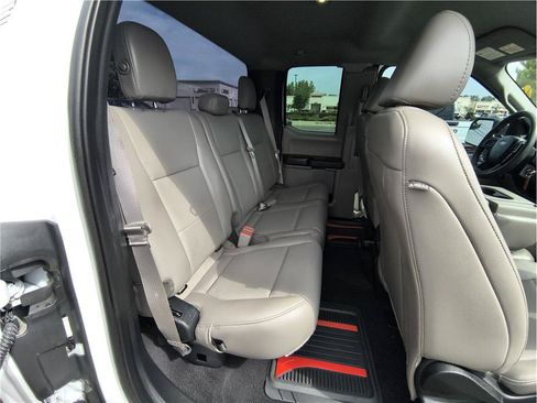 Used 2019 Ford F150 XL w/ Equipment Group 101A Mid AWD/4WD image 14
