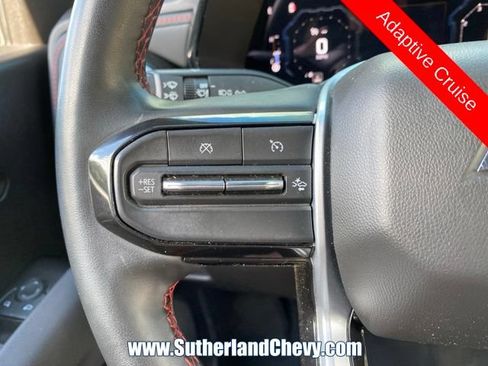 Used 2024 Chevrolet Colorado Z71 w/ LPO, Dark Essentials Package AWD/4WD image 24