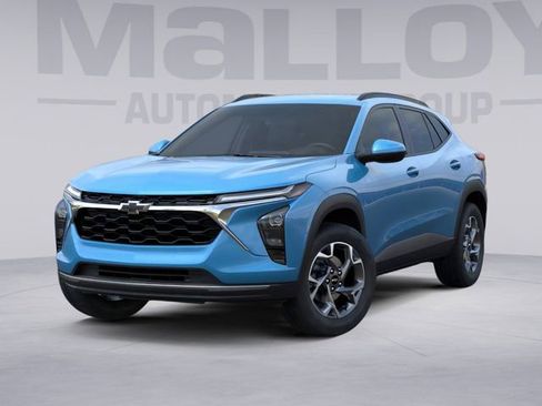 New 2026 Chevrolet Trax LT w/ LPO, Blackout Package FWD image 1