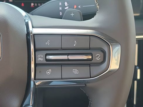 New 2026 GMC Yukon XL Elevation image 37