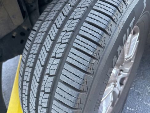 Used 2016 Ford F150 XLT w/ Equipment Group 302A Luxury image 3