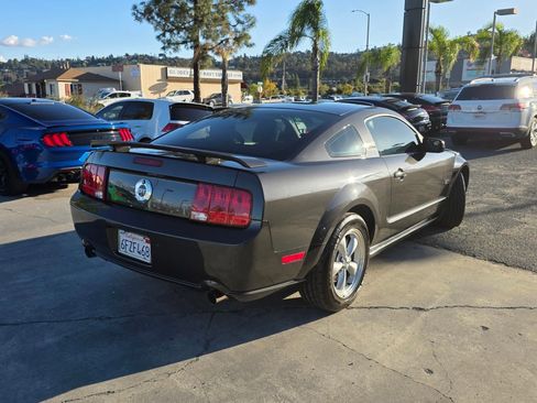 Used 2008 Ford Mustang GT Premium image 9