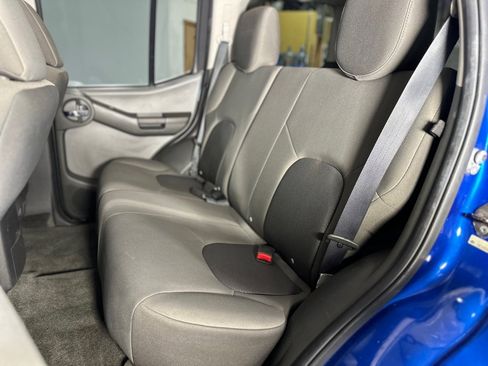 Used 2015 Nissan Xterra X image 22