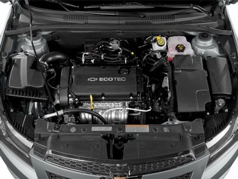 Used 2014 Chevrolet Cruze LS image 16