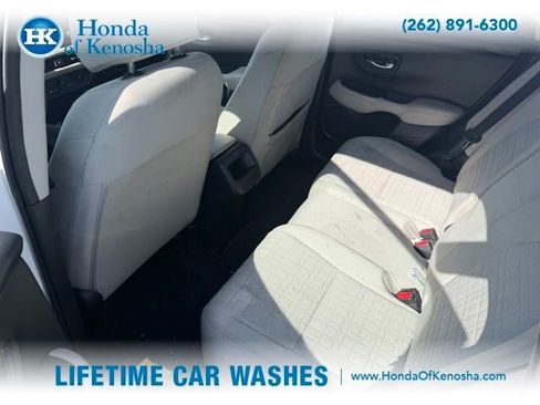 Certified 2025 Honda HR-V LX image 8