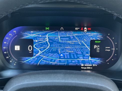 Certified 2023 Volvo XC40 Recharge Plus image 29