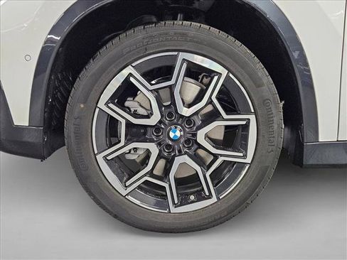 Used 2025 BMW X1 xDrive28i w/ Convenience Package image 9