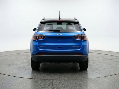 Used 2025 Jeep Compass Limited AWD/4WD image 7