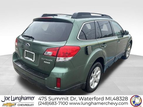 Used 2013 Subaru Outback 2.5i Premium w/ All-Weather Pkg AWD/4WD image 3