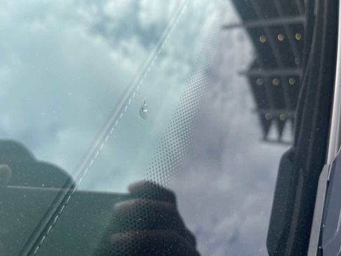 Used 2023 Mercedes-Benz C 300 Sedan image 4