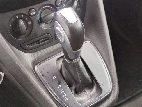 Used 2014 Ford Transit Connect XL image 29