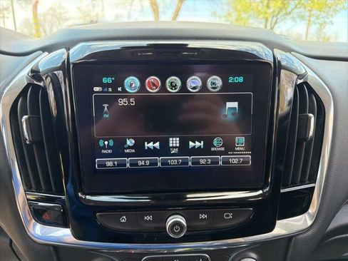 Used 2018 Chevrolet Traverse LT AWD/4WD image 15