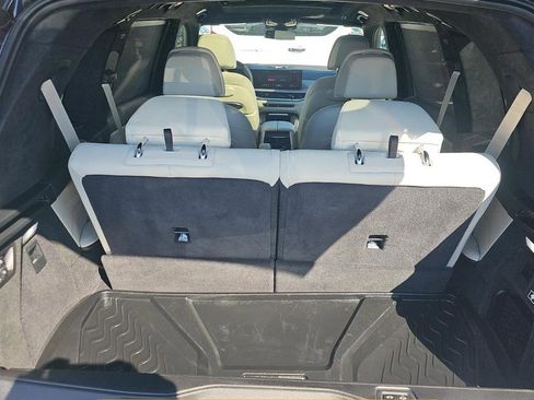 Used 2024 BMW X7 M60i w/ Executive Package image 22