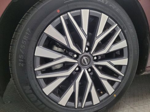 Used 2023 Nissan Altima 2.5 SV image 31