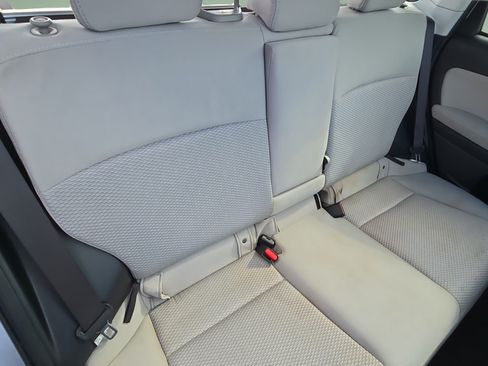 Used 2015 Subaru Forester 2.5i Premium w/ All-Weather Package AWD/4WD image 10