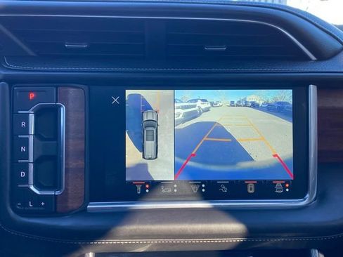 Used 2023 GMC Yukon Denali Ultimate image 44