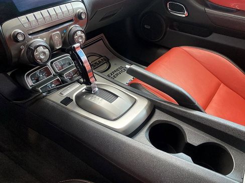 Used 2010 Chevrolet Camaro SS w/ LPO, Ground Effects Package image 14