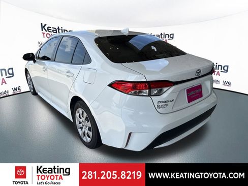 Used 2022 Toyota Corolla LE FWD image 5
